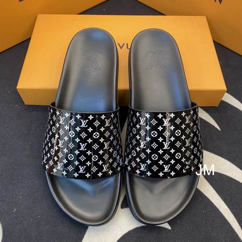 LV Men's Slippers 210